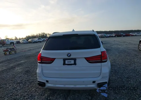 2015 BMW X5 xDrive50I z USA, uszkodzony, nr VIN 5UXKR6C55F0J78664